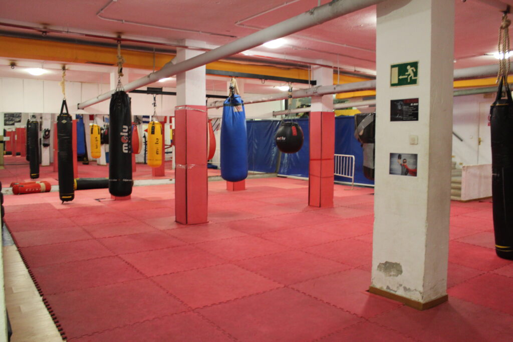 SALA DE BOX Y MUAY THAI